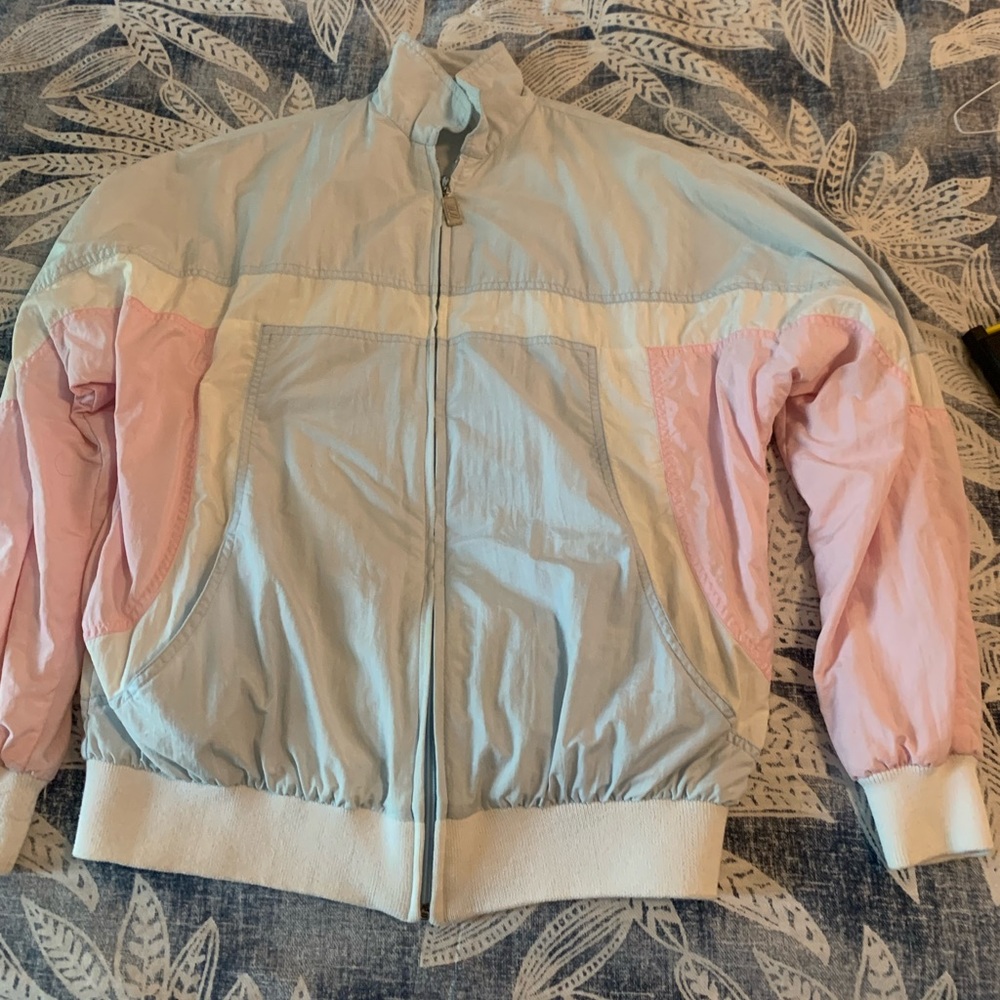 Vintage TAIL women’s size small color block pastel windbreaker